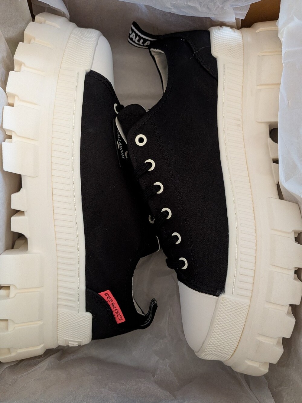 Palladium Revolt Lo TX Chunky Platform Lace Up Canvas Sneakers | Womens Sz 10 - Picture 3 of 13